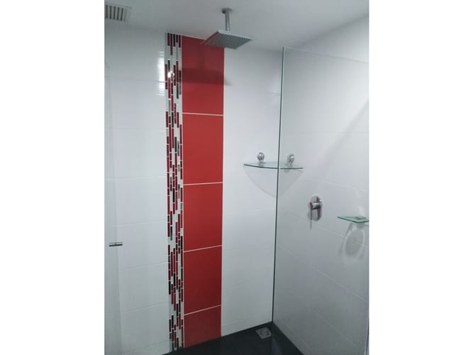 Apartamento de 2 alcobas en venta en Loma De Los Bernal, Medellín, 80 m² · foto 6 de 11