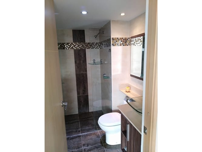 Apartamento de 2 alcobas en venta en Loma De Los Bernal, Medellín, 80 m² · foto 10 de 11