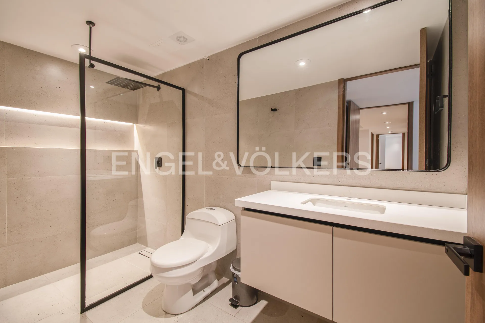 Apartamento en venta en Los Rosales, Bogotá · foto 19 de 22