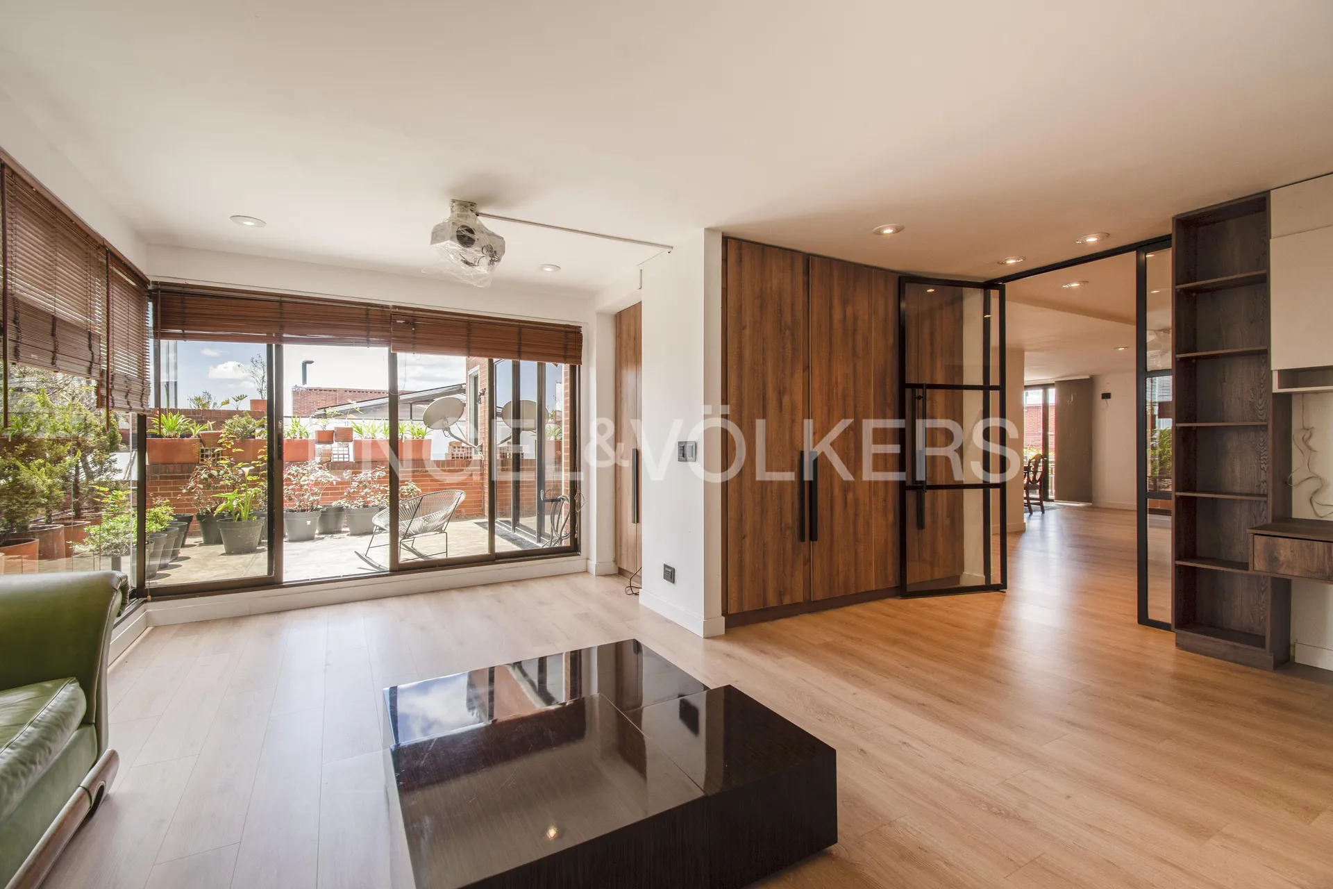 Apartamento en venta en Los Rosales, Bogotá · foto 6 de 22