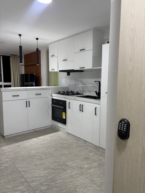Apartamento de 3 alcobas en venta en Aldea Alta, Girón, 53 m² · foto 5 de 18