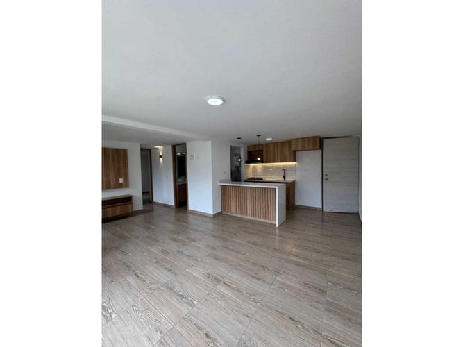 Apartamento de 2 alcobas en venta en Bellavista, Bello, 55 m² · foto 6 de 15