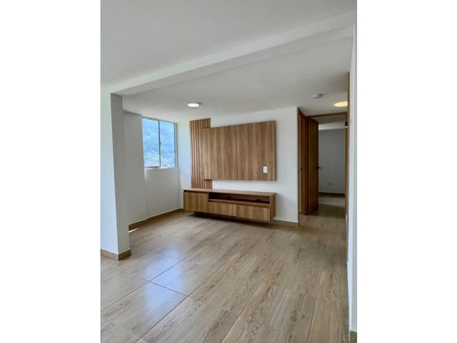 Apartamento de 2 alcobas en venta en Bellavista, Bello, 55 m² · foto 11 de 15