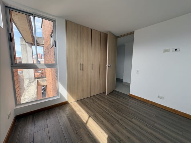 Apartamento de 3 alcobas en arriendo en Mt. Villa Grande, Medellín, 114 m² · foto 3 de 11