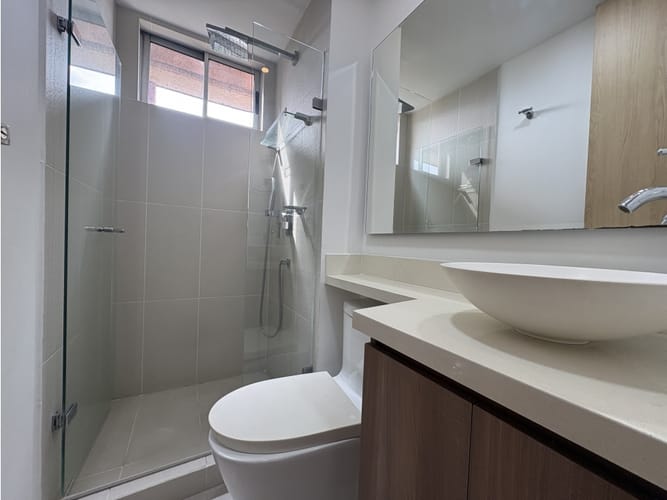 Apartamento de 3 alcobas en arriendo en Mt. Villa Grande, Medellín, 114 m² · foto 4 de 11