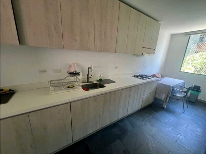 Apartamento de 3 alcobas en venta en La Abadia, Envigado, 180 m² · foto 6 de 18