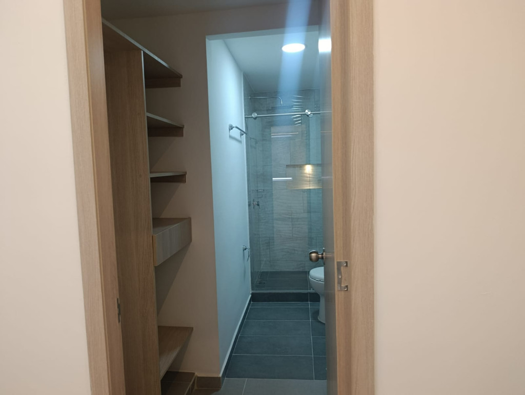 Apartamento en arriendo en Rincon Santo, Bello · foto 15 de 22