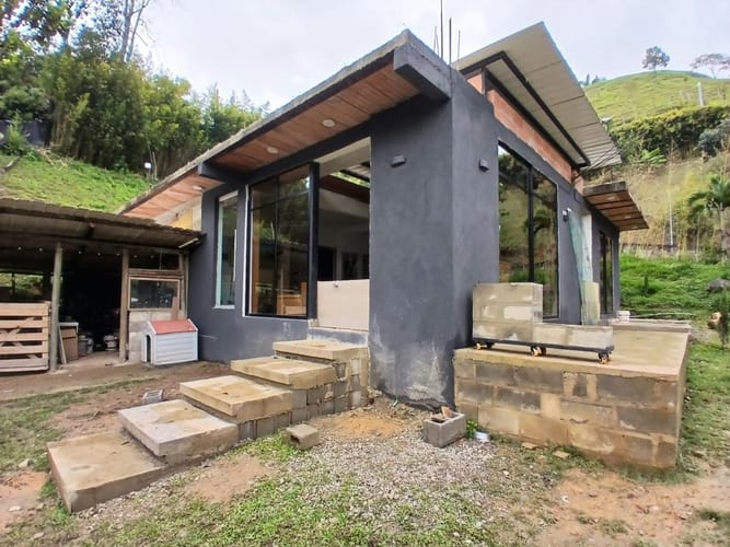 Casa de 2 alcobas en venta en El Jardin, Medellín, 130 m² · foto 5 de 24