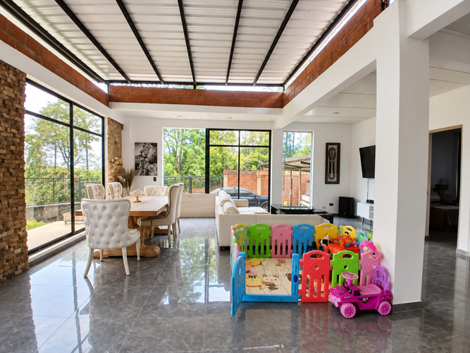 Casa de 2 alcobas en venta en El Jardin, Medellín, 130 m² · foto 13 de 24