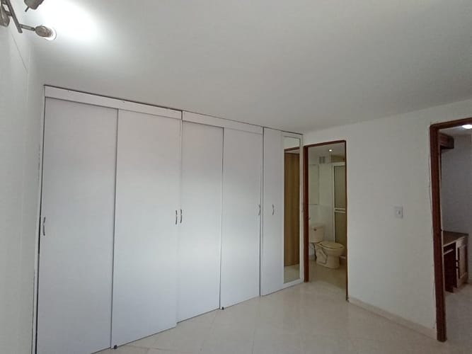 Apartamento de 3 alcobas en arriendo en San Joaquin, Medellín, 75 m² · foto 11 de 16