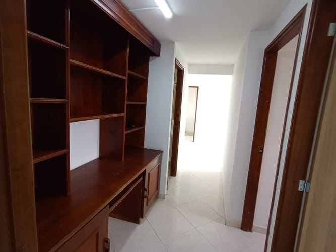 Apartamento de 3 alcobas en arriendo en San Joaquin, Medellín, 75 m² · foto 12 de 16