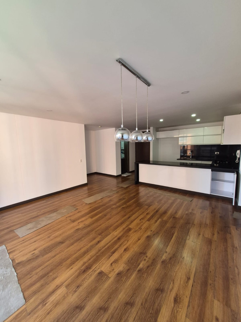 Apartamento en venta en Cantalejo, Bogotá · foto 4 de 24