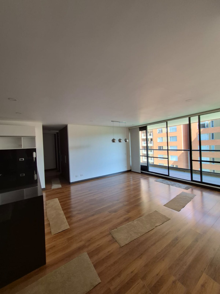 Apartamento en venta en Cantalejo, Bogotá · foto 7 de 24