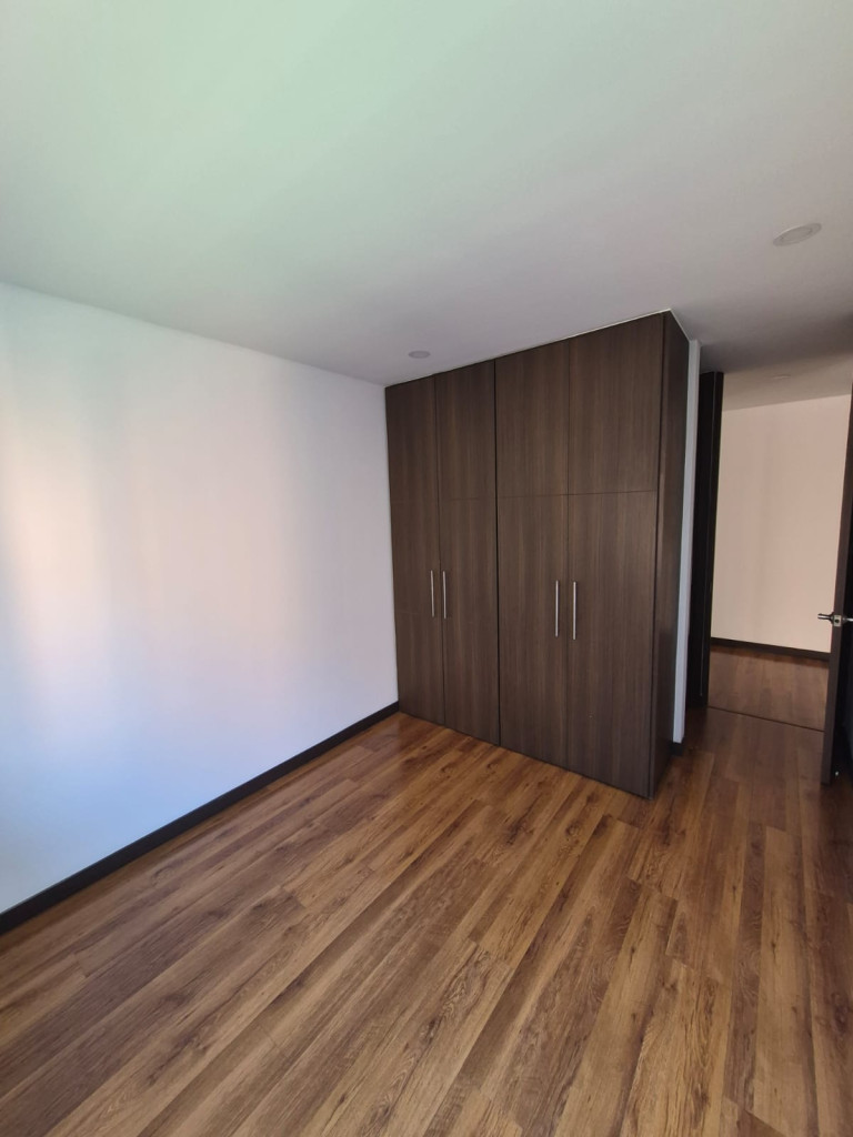 Apartamento en venta en Cantalejo, Bogotá · foto 9 de 24
