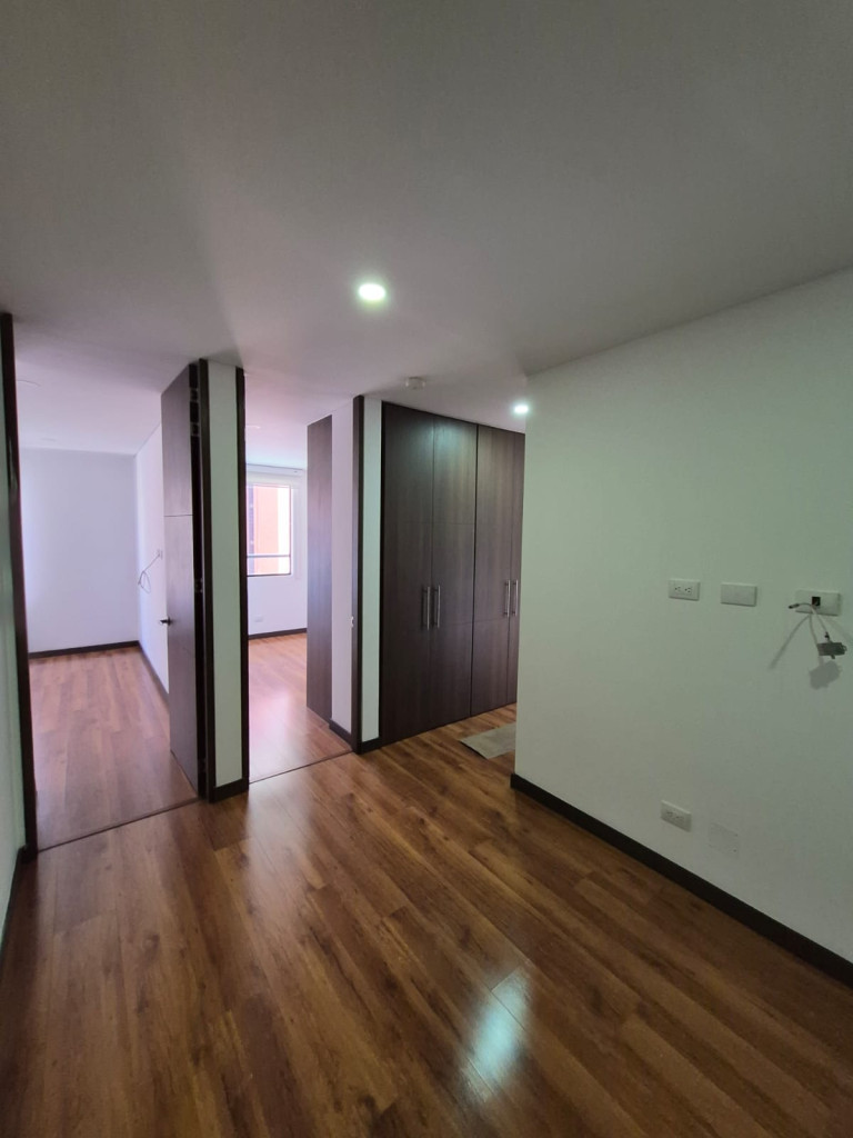 Apartamento en venta en Cantalejo, Bogotá · foto 13 de 24