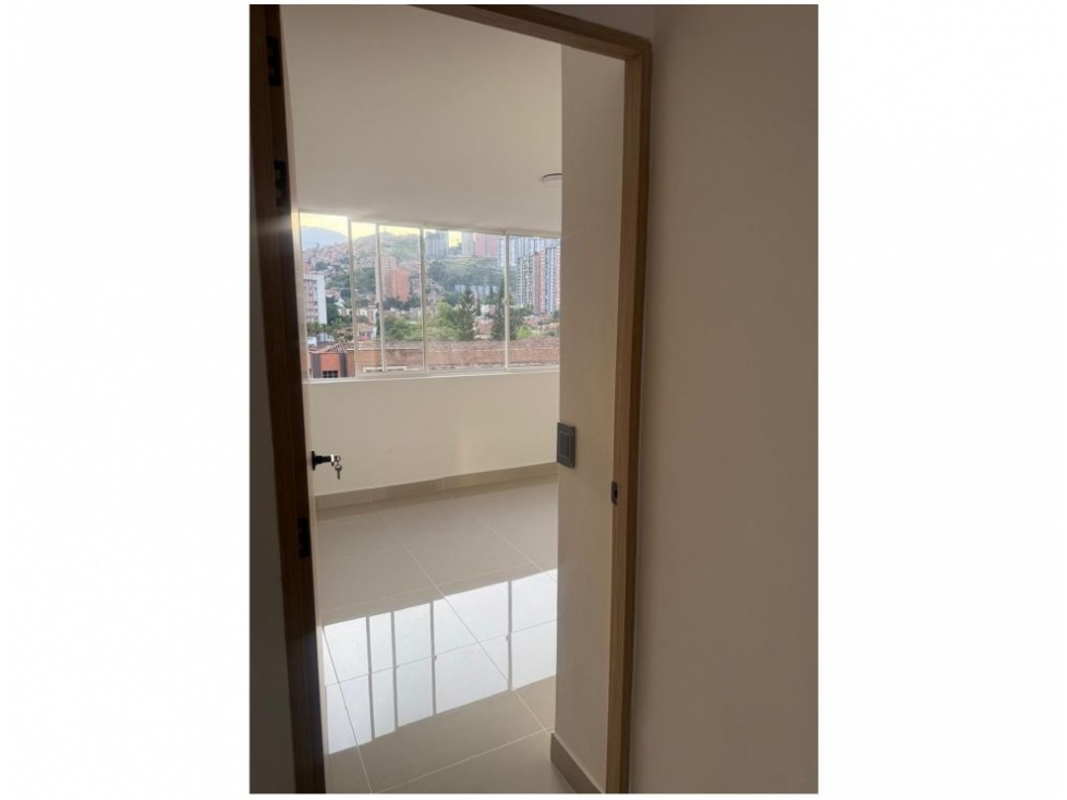 Apartamento en venta en Calasanz, Medellín · foto 13 de 21