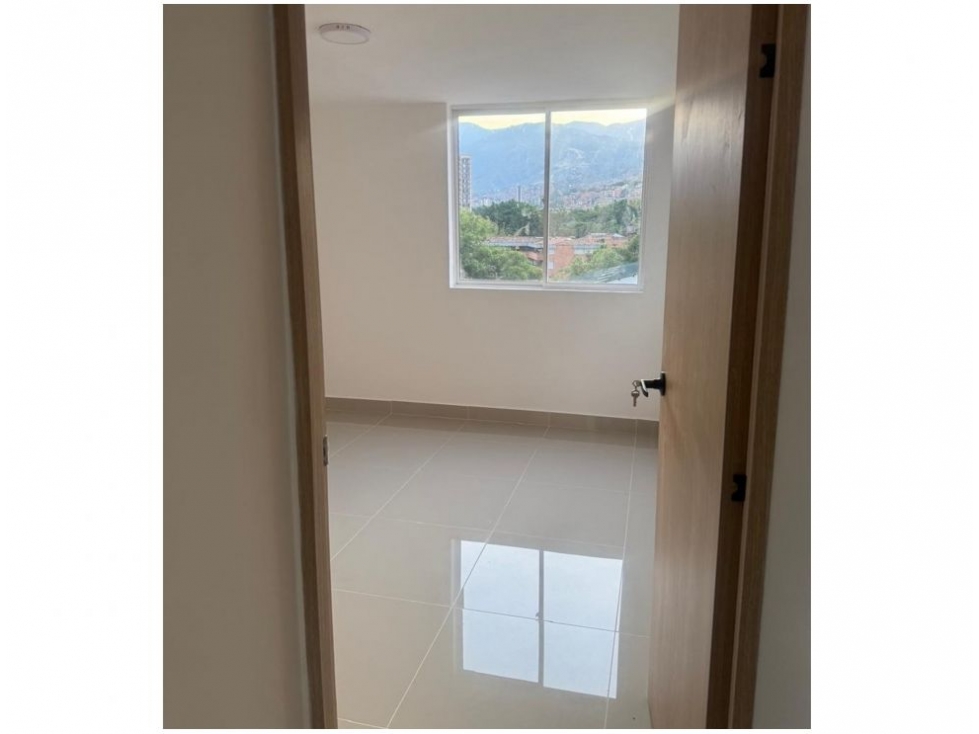 Apartamento en venta en Calasanz, Medellín · foto 14 de 21