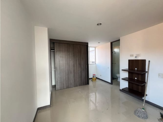 Apartamento de 3 alcobas en arriendo en Prados De Sabaneta, Sabaneta, 78 m² · foto 13 de 17