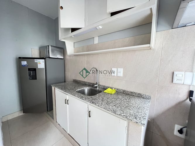 Alquiler Apartamento 1 Dormitorios Semi-amueblado Centro Montevideo R · Photo 8
