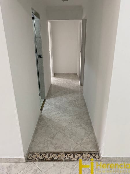 Apartamento de 3 alcobas en venta en San Jose Obrero, Bello, 72 m² · foto 4 de 13