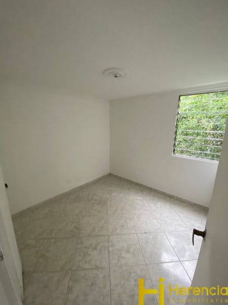 Apartamento de 3 alcobas en venta en San Jose Obrero, Bello, 72 m² · foto 7 de 13