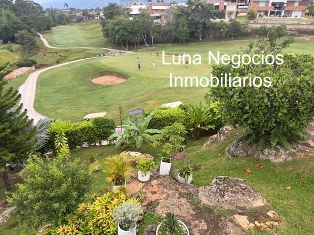 Casa de 3 alcobas en venta en Ruitoque Condominio, Floridablanca, 350 m² · foto 4 de 24