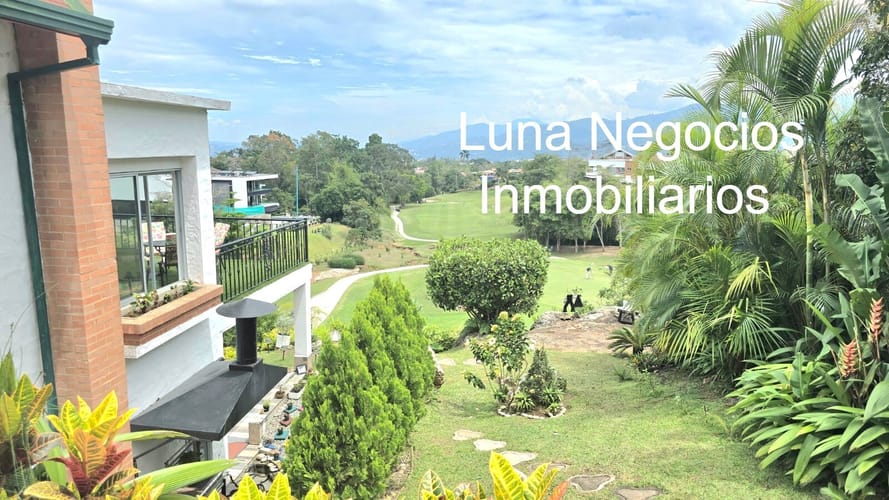 Casa de 3 alcobas en venta en Ruitoque Condominio, Floridablanca, 350 m² · foto 2 de 24