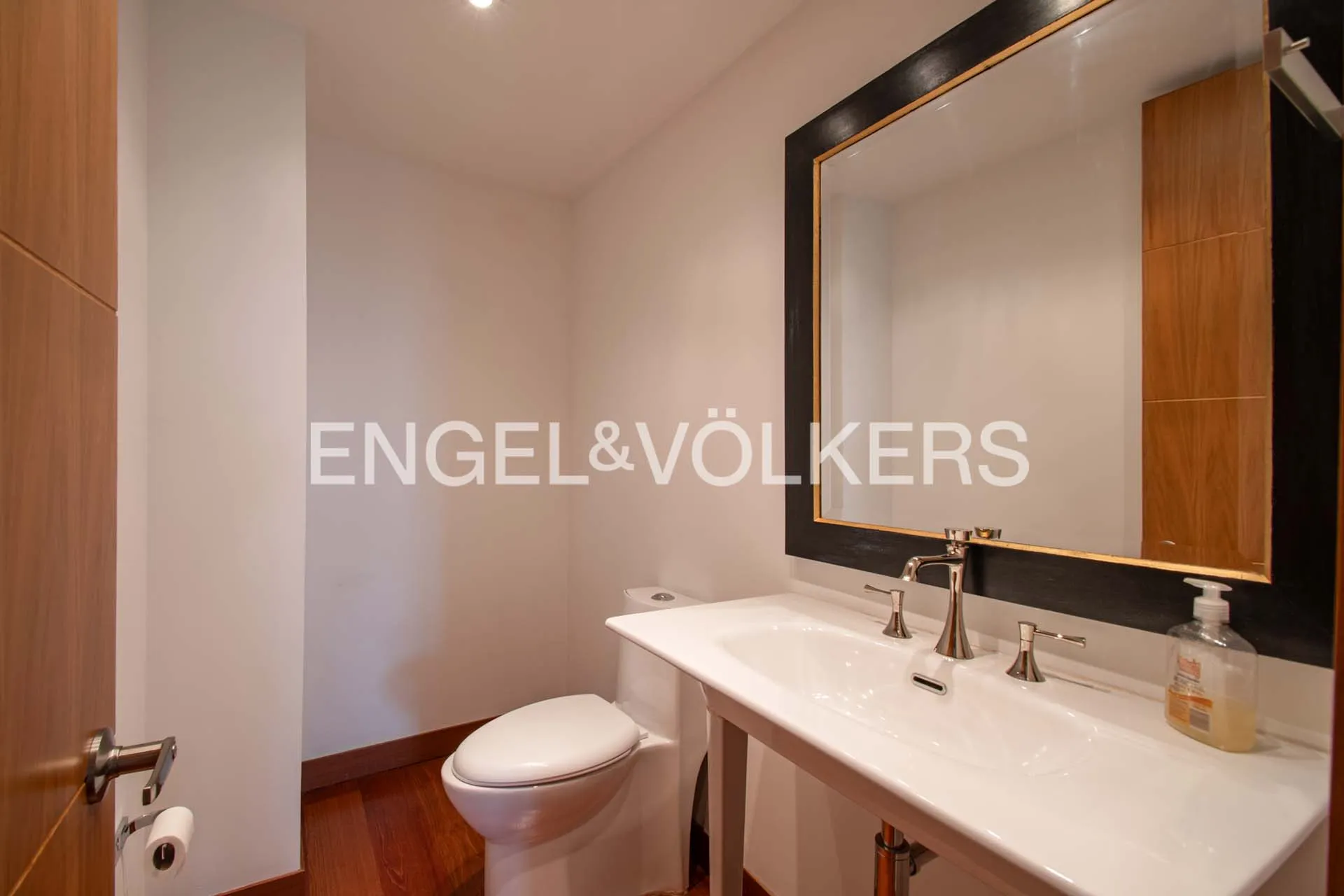 Apartamento en venta en Chapinero, Bogotá · foto 5 de 13