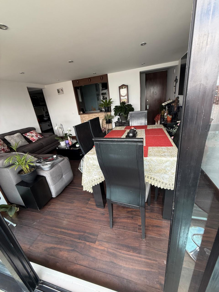 Apartamento en venta en Pontevedra, Bogotá · foto 2 de 16