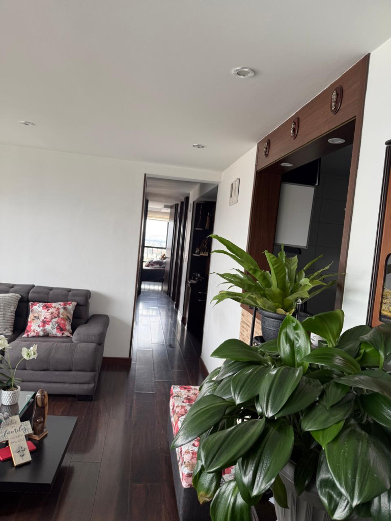 Apartamento en venta en Pontevedra, Bogotá · foto 3 de 16