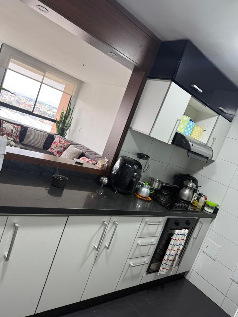 Apartamento en venta en Pontevedra, Bogotá · foto 7 de 16