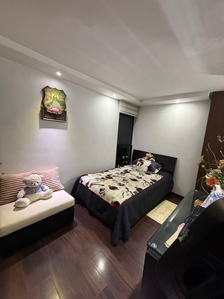 Apartamento en venta en Pontevedra, Bogotá · foto 10 de 16