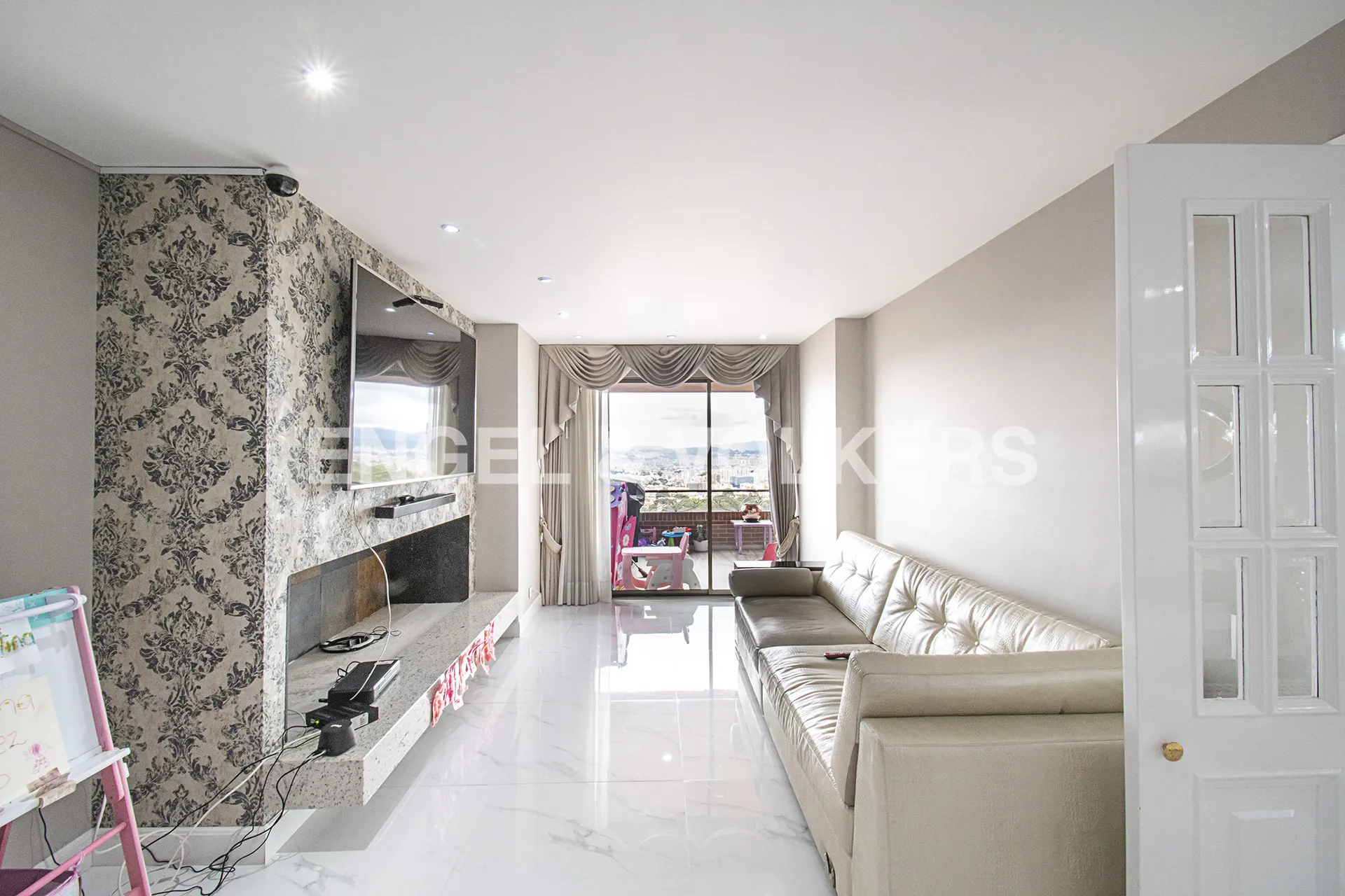 Apartamento en venta en Bosques Del Marques, Bogotá · foto 6 de 20
