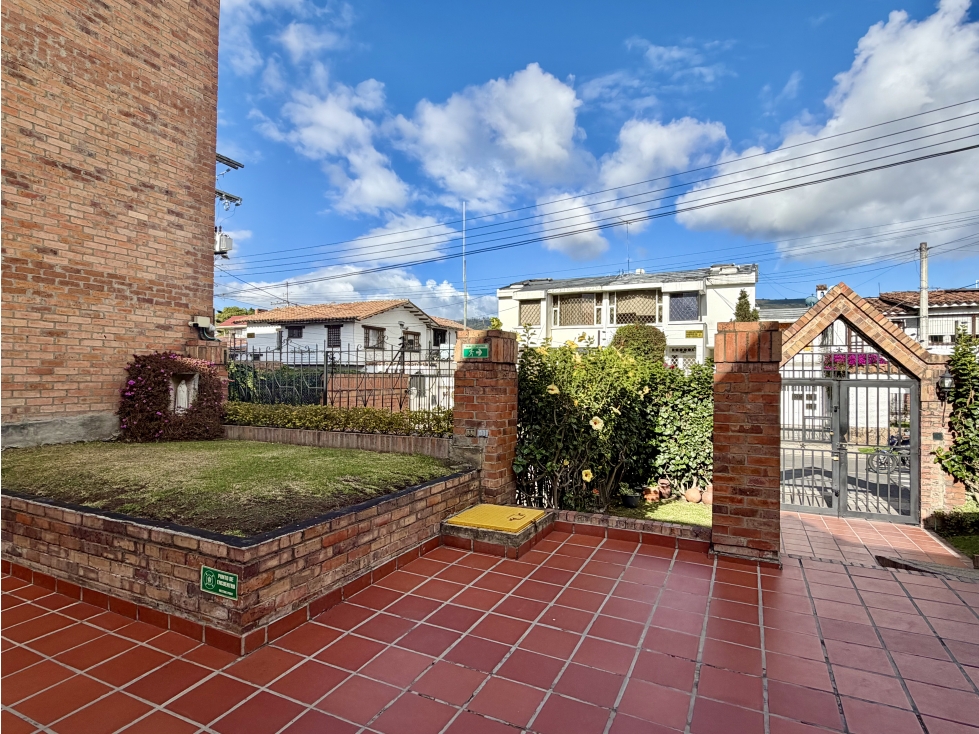 Casa en venta en El Contador, Bogotá · foto 3 de 20
