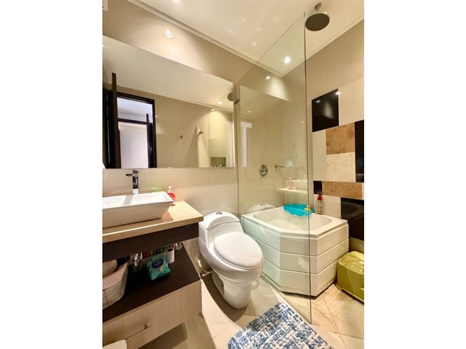 Apartamento de 3 alcobas en venta en Calleja Baja, Bogotá, 136 m² · foto 8 de 24