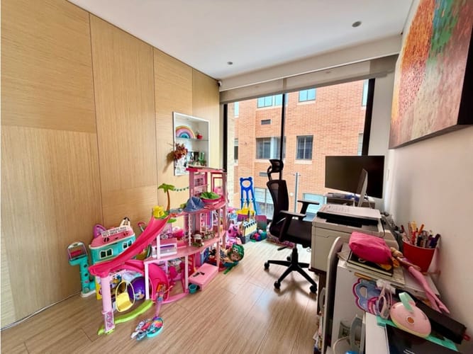 Apartamento de 3 alcobas en venta en Calleja Baja, Bogotá, 136 m² · foto 19 de 24