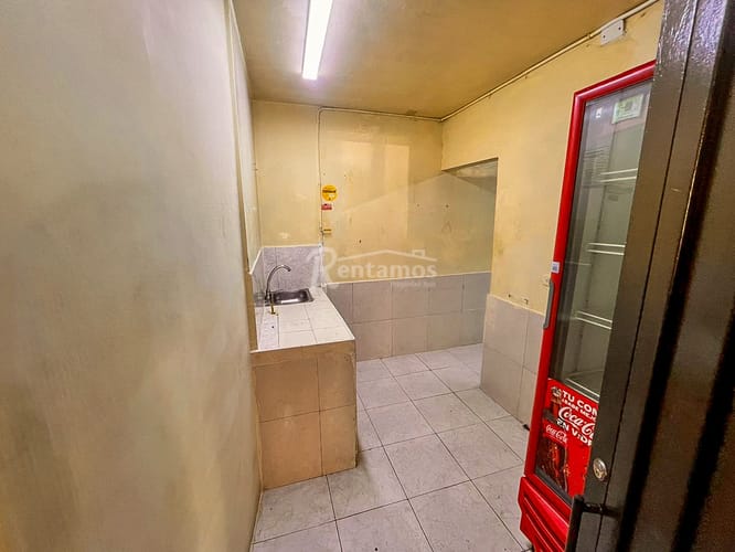 Local en arriendo en Alejandria, Medellín, 12 m² · foto 8 de 20
