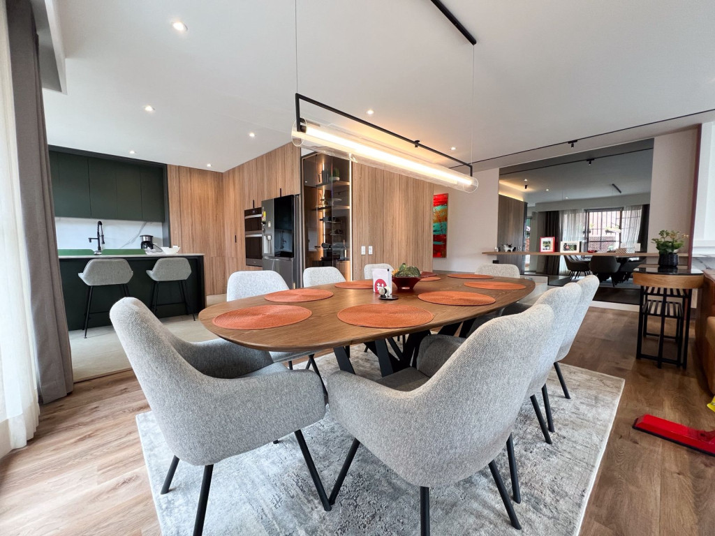 Apartamento en venta en El Refugio, Bogotá · foto 4 de 17