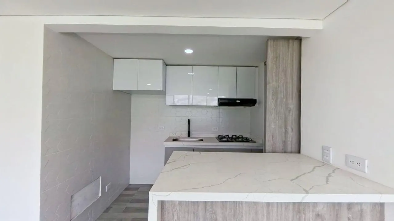 Casa en venta en Lagos De Torca, Bogotá · foto 3 de 24