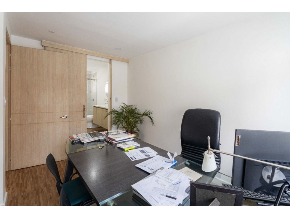 Casa en venta en Caobos Salazar, Bogotá · foto 14 de 21