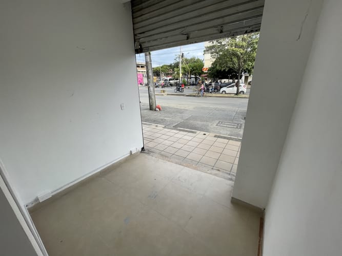 Local en arriendo en Maracaibo, Cali, 8 m² · foto 4 de 10