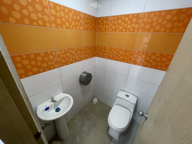 Local en arriendo en Maracaibo, Cali, 8 m² · foto 6 de 10