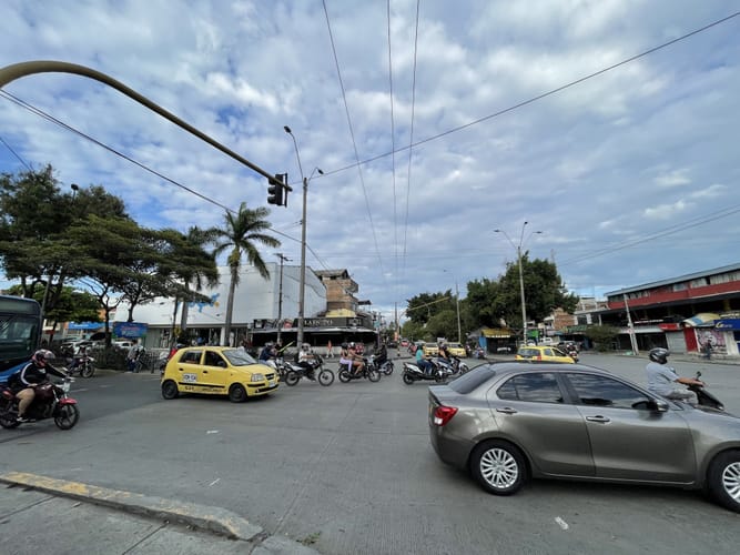 Local en arriendo en Maracaibo, Cali, 8 m² · foto 10 de 10