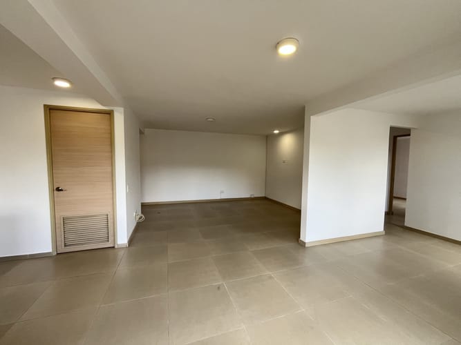 Apartamento de 2 alcobas en arriendo en Monteazul, Sabaneta, 75 m² · foto 3 de 12