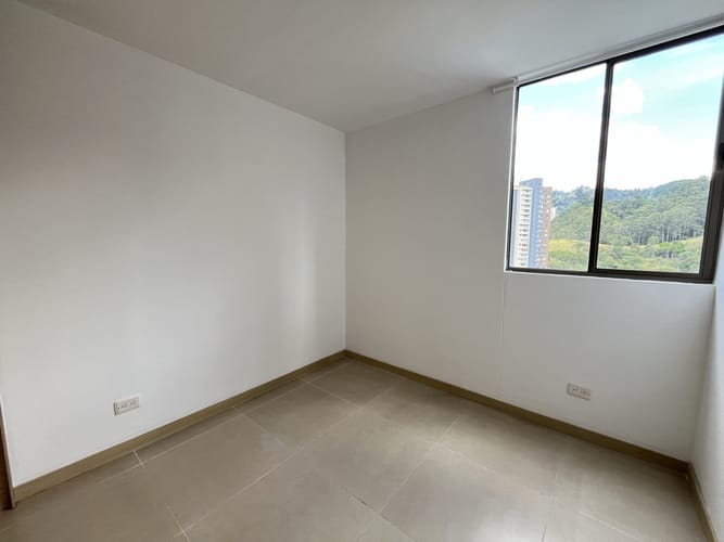 Apartamento de 2 alcobas en arriendo en Monteazul, Sabaneta, 75 m² · foto 7 de 12