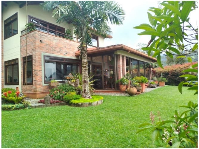 Casa de 4 alcobas en venta en La Catedral, Sabaneta, 369 m² · foto 19 de 20