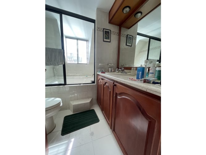 Apartamento de 3 alcobas en venta en Chicó Navarra, Bogotá, 165 m² · foto 7 de 19