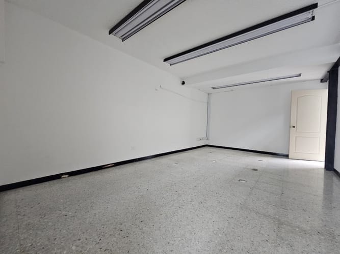 Oficina en arriendo en San Vicente, Cali, 372 m² · foto 4 de 24
