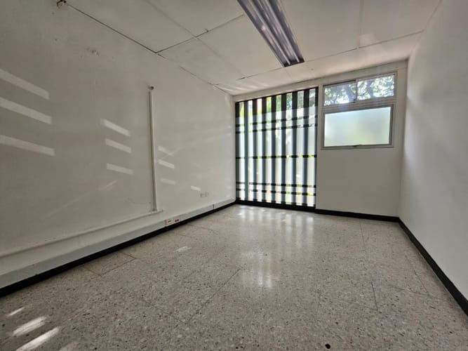 Oficina en arriendo en San Vicente, Cali, 372 m² · foto 15 de 24