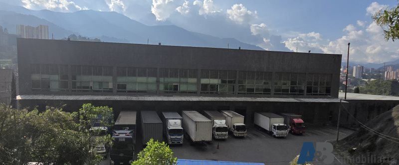 Bodega en Arriendo en Monteazul, Sabaneta